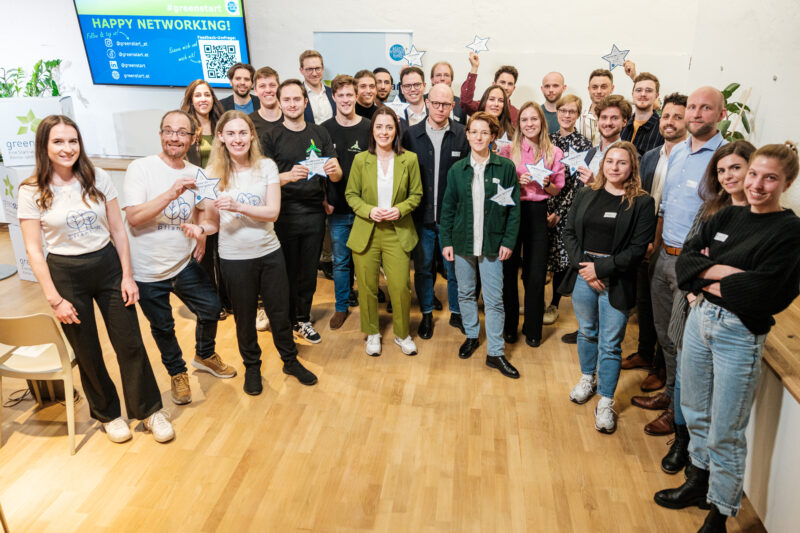 Gruppenfoto des 9. Greenstart Jahrgangs